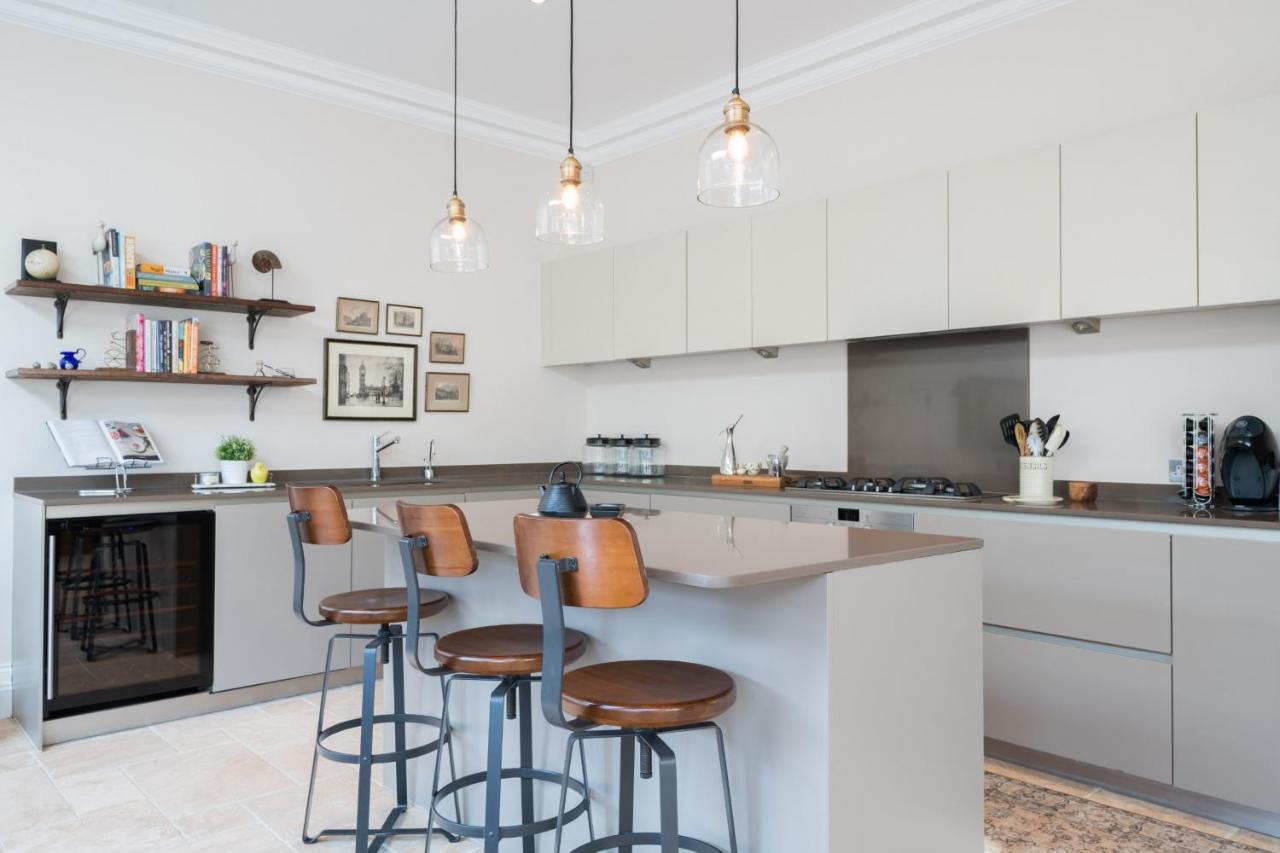 Breathtaking Putney Home With Gorgeous Garden Richmond  Exterior photo